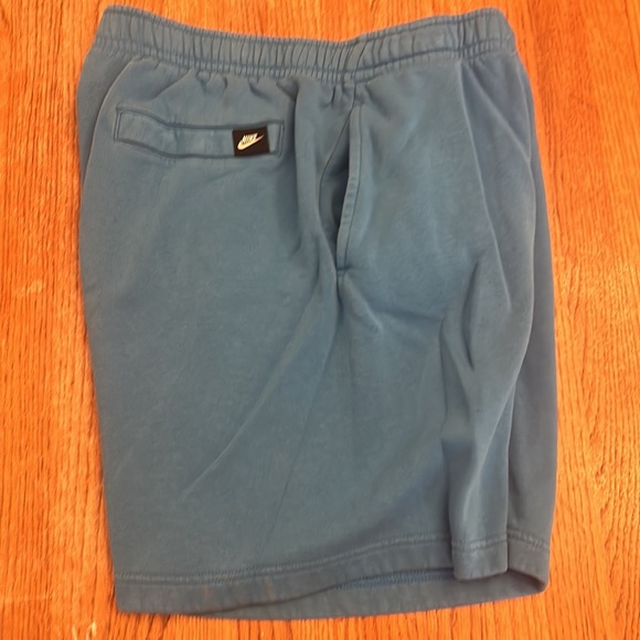 Men’s Nike “Just Do It” Sweatshorts - Picture 2 of 6